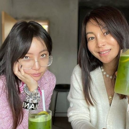 사진=황신혜 인스타그램