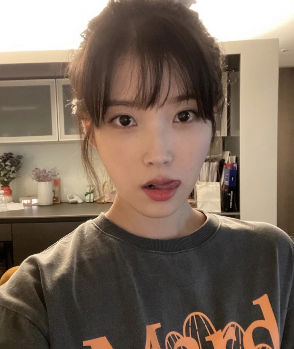 사진=아이유 인스타그램