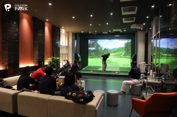 올해 2월 중국 베이징에 오픈한 ‘골프존파크 1호점 플래그십 매장’ 전경 /사진=골프존 제공