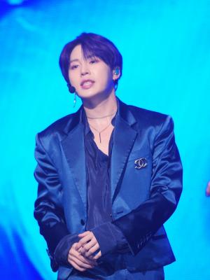 [하성운' BXXX' 쇼케이스] 청량함 가득한 무대