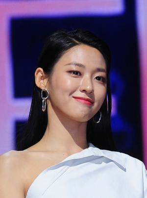 [퀸덤] AOA-마마무-오마이걸-여자아이들-박봄, 러블리즈-한날 한시에 경쟁하는 소녀들