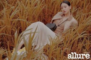 吴妍熙（Au Yeon-seo）展现了充满秋天感性的时尚画报...巅峰时期的精致