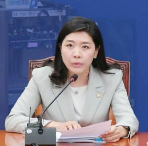 신현영 &apos;재난시 북한에 의료인 파견 법안&apos; 논란…대전협 "우린 물건 아니다" 비판