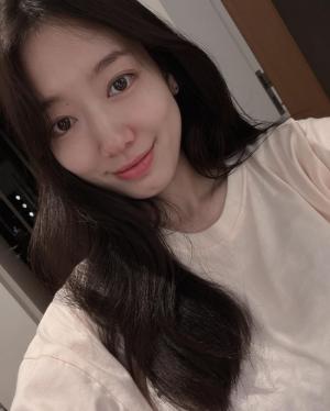 최태준과 결혼 임박 박신혜, 반가운 셀카 속 여전한 청순미 "잘 자요. 내 사랑들♥"
