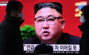 북한 김정은, 다이어트 요요? 140㎏ 육박…국정원 "건강상태 양호"