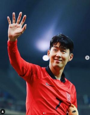 잉글랜드 축구 전설 오언, 손흥민 부진…“예전 모습 돌아오길”