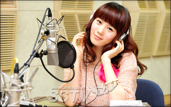 <b>이수영</b>, <b>라디오</b> DJ <b>하차</b> “1년간 정든 자리… 응원부탁해요”