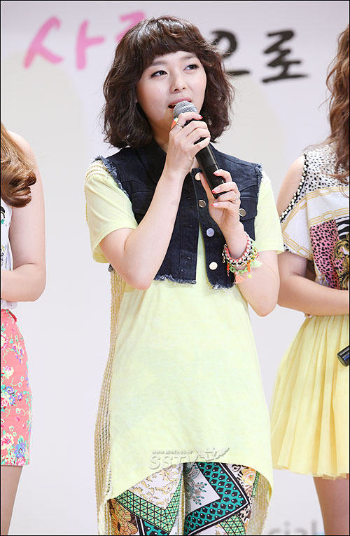 선예 <b>결혼 심경</b> “떨리는 마음으로 기쁘게 준비하고 있다”